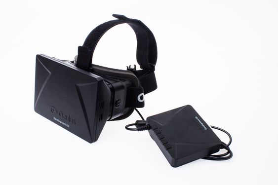 Oculus Rift Development Kit.