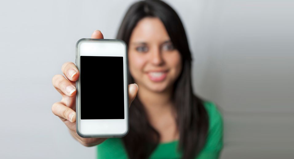 Verre å klare seg uten mobilen enn uten familie