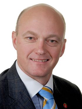Hans Frode Kielland Asmyhr ser med bekymring på at selv om 3D-printede våpen vil kreve tillatelse, vil de være umulige å spore eieren på.