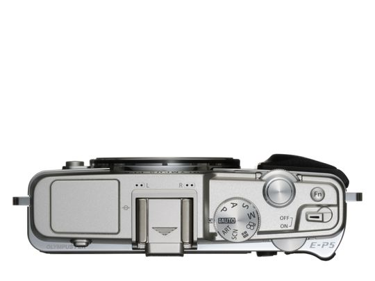 Slik føles det å se ned på Olympus PEN E-P5.