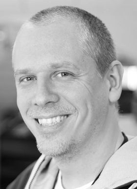 David Rossberg i FotoVideo er opptatt av at kundene ikke skal bli lurt til å betale for mye.