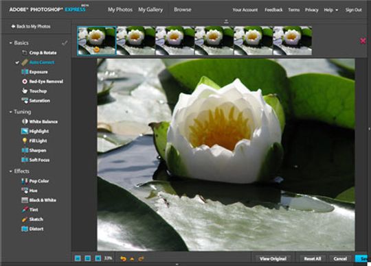 Photoshop Express er for de som ønsker å gjøre enkle justeringer for bildene sine.