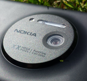 Påstått bilde av Nokia EOS fra Twitter-brukeren @ViziLeaks.