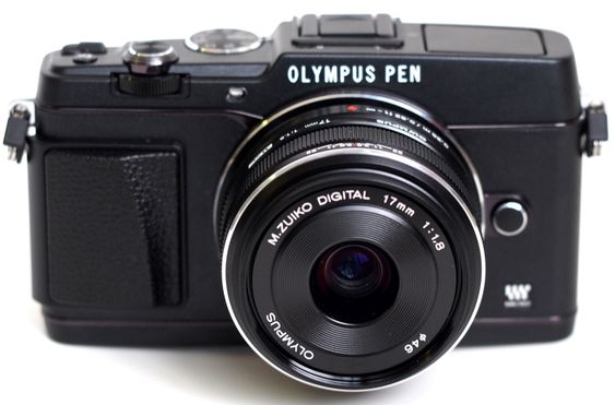 Olympus E-P5.