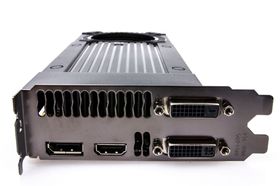 DisplayPort, HDMI og dobbel DVI er felles for alle kortene.