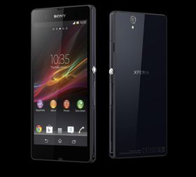 Dagens Xperia Z - er det oppfølgeren til denne vi ser på bildene?