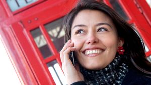 london - mobiltelefon - telefonkiosk - roaming - europa shutterstock_48297454 -169.300x169.jpg