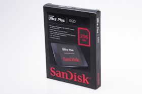 Sandisk Ultra Plus SSD 256 GB: Produkteske.