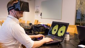 Uansett hvor godt vi liker dem, Oculus Rift er forstatt ganske sære.