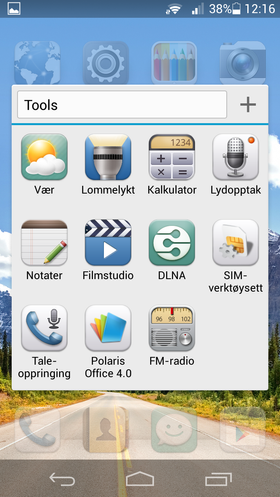 Siste utgave av Emotion UI-et fra Huawei kommer uten app-meny. Den har bare hjemmeskjerm. Dermed må du holde orden i appene dine ved hjelp av mapper.