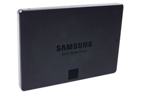 Samsung 840 EVO 500 GB SSD.