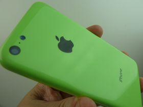 De grønne knappene vil matche den grønne iPhone 5C, som Sonny Dickson la ut bilde av.