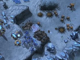 Skjermbilde hentet fra StarCraft II: Heart of the Swarm.