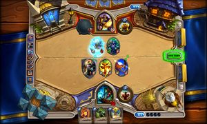 o spillere kjemper mot hverandre med kort i Hearthstone.