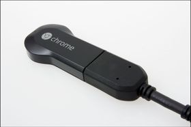 En HDMI-forlenger følger med.