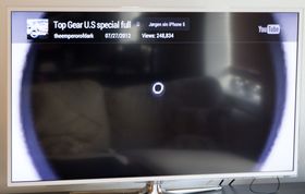 Avspilling av en YouTube-film på TV-en.