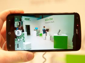 Kameraet knipser bilder med 13 megapikslers oppløsning. Når programvaren er ferdig skal den kunne filme i 4K-oppløsning.