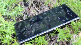 Sony er fortsatt kongene av vanntette telefoner.