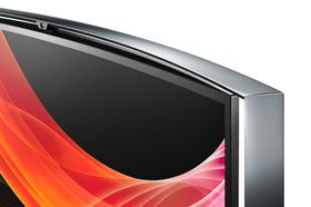 Fremsiden av rammen på Samsung KE55S9C.