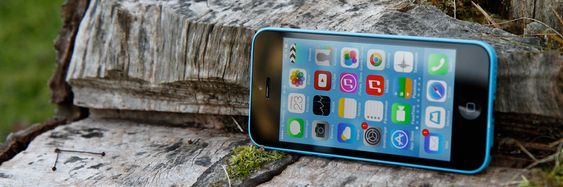 Slik så iPhone 5C ut da vi testet den. Dette er så langt den eneste iPhonen som har vært lansert som et billigere alternativ. Ellers har Apple pleid å nedgradere forrige generasjon.