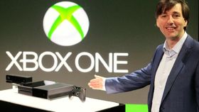 Don Mattrick med Xbox One.