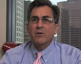 Michael Pachter, her under et av sine nettshow på Gametrailers.com.