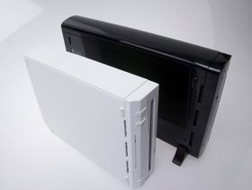 Wii U sammen med Nintendo Wii (Foto: Audun Rodem / Gamer.no)