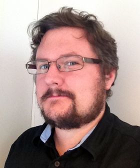 Jostein Hakestad er programleder i Retro Crew. (Foto: Privat)