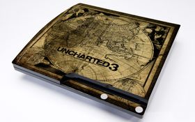Tøft skin som du enkelt kan dekorere din PlayStation 3 Slim med.