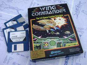 Wing Commander-boksen (foto: Joachim Froholt/Gamer.no).
