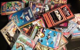 Commodore 64-spill kom ofte i slike esker. Akkurat disse spillene er imidlertid ikke fra åttitallet.