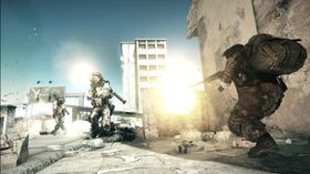 De trange gatene i Strike at Karkand er selve definisjonen på «Close Quarters Battle».