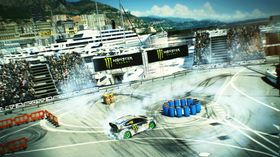 Sviing av gummi i Monaco, eller gymkhana som ungdommen kaller det.