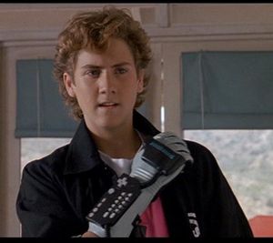 «I love the Power Glove. It's so bad.».