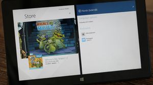 Windows 8.1 åpner for opp til 4 apper på hver skjerm, men vårt "gamle" RT-brett klarer bare 2. Til gjengjeld kan vi skalere bredden på dem slik vi ønsker.