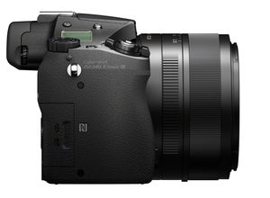 Siden av Sony RX10.