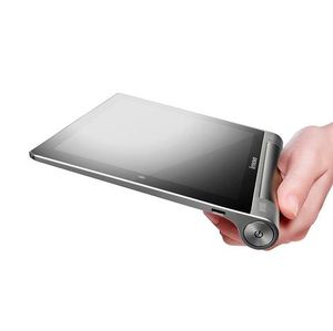 Enhåndsgrep på Lenovo Yoga Tablet.