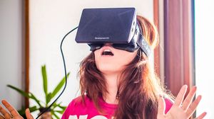 Oculus Rift kan også prøves på gulvet.