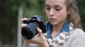 Kompakte Sony Alpha 7 i fullformat slo ned da den ble lansert.