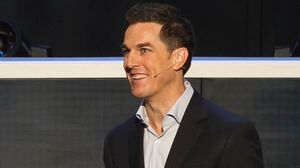 Andrew WIlson under E3 2012.