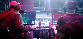 iB i aksjon mot Aposis Gaming i League of Legends-sluttspillet.