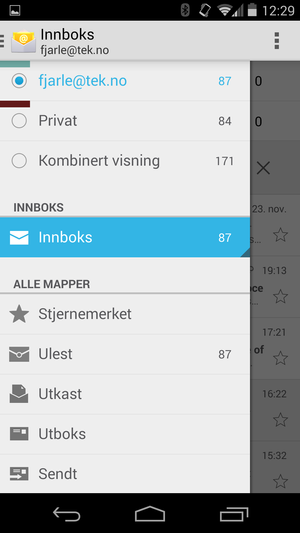 Den nye e-postklienten i Android 4.4 har samme design som GMail-klienten.