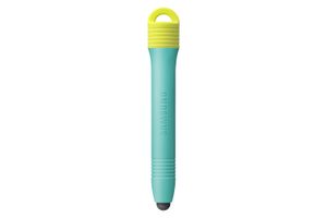 En egen C-pen følger med i dekselet.