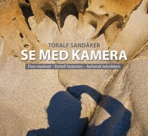 Se med kamera.