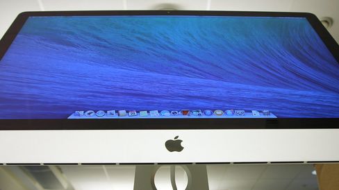 iMac gir deg alt du trenger: komponenter, skjerm, mus, tastatur og høyttalere i ett.