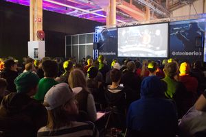 Nede i datapartyområdet var det også stor interesse for finalen.
