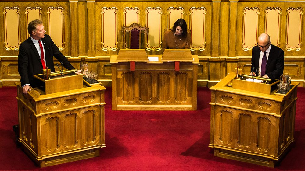 Johnny Ingebrigtsen, Sosialistisk Venstreparti, ber statsråd ved Statsministerens kontor Vidar Helgesen om en redegjøring.