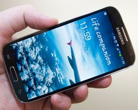 Det er nok mange som venter på en ny versjon av Samsungs Galaxy S4, og det går noen rykter om at S5 vil finne veien til CES, selv om vi tviler litt på akkurat disse.