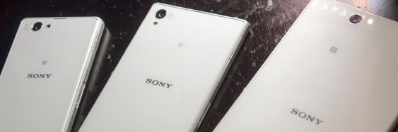 Tre størrelser Xperia. Fra venstre: Xperia Z1 Compact, Xperia Z1, og Xperia Z Ultra.