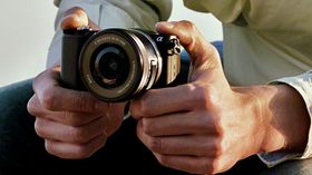 Sony a5000 er enkel å få med seg.